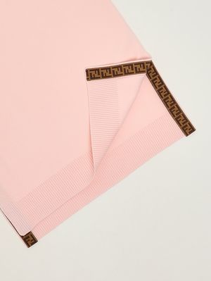 4. Robe en laine pour fille Rose bébé