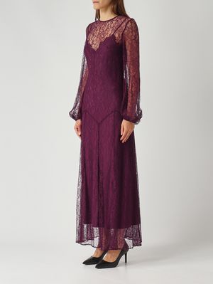 3. Vestido de mujer de encaje Orujo