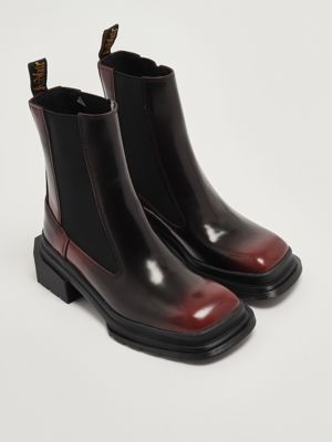 2. Stivaletto donna Chelsea Maybole in pelle Nero-Bordeaux