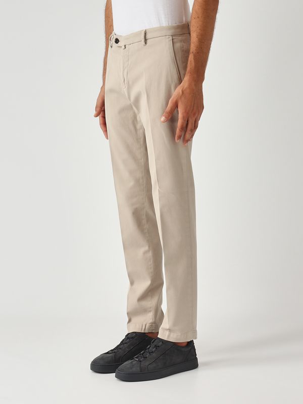 2. Pantalon slim en gabardine de coton stretch BG04 pour hommes Beige clair Briglia bg04400009