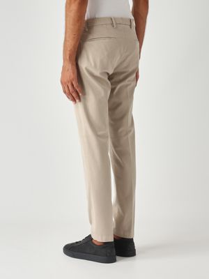 3. Pantalone uomo BG04 slim fit in gabardina di cotone stretch Beige Chiaro