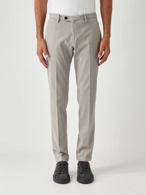 Herrenhose BG04 aus Stretch-Baumwoll-Gabardine in schmaler Passform Grau Briglia