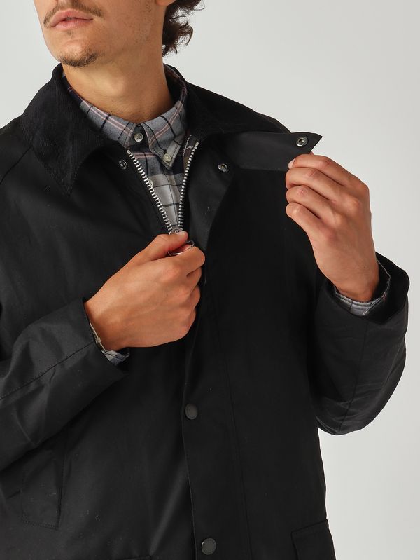 5. Giacca uomo Ashby in cotone cerato Nero Barbour mwx0339