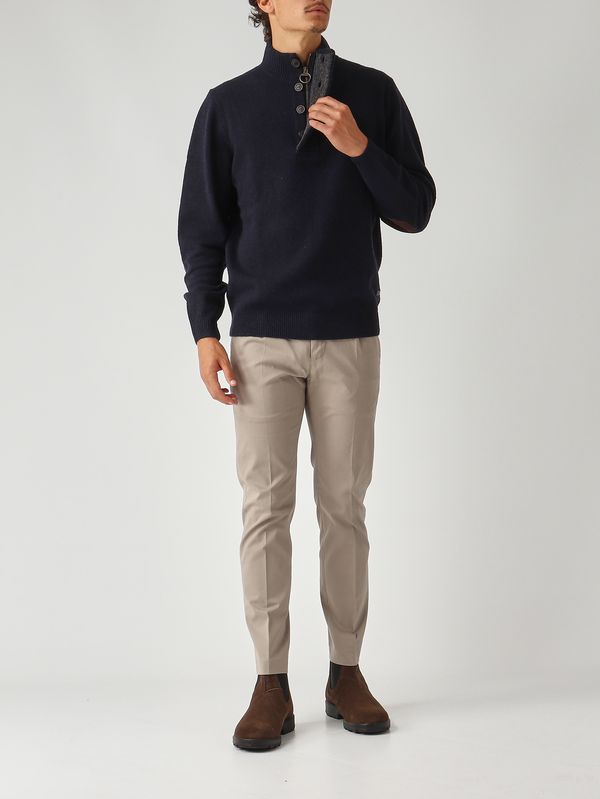 2. Lupetto uomo Essential in lana Navy Barbour mkn0585