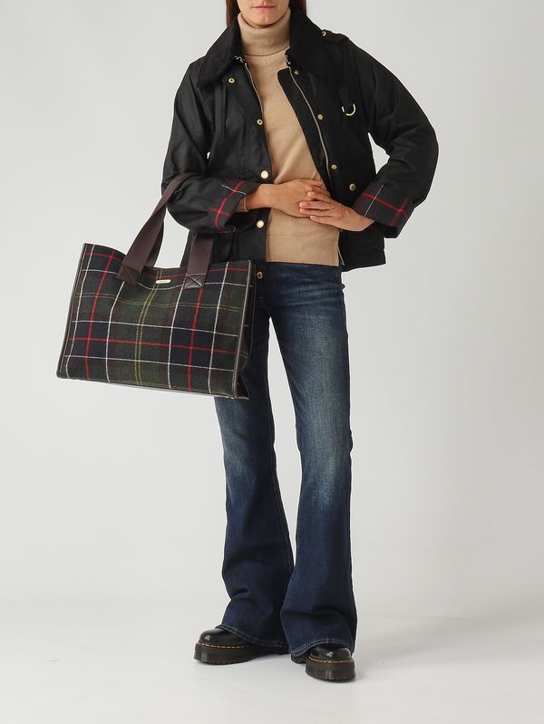 2. Giacca donna Reighton Spey in cotone cerato Nero Barbour lwx1397