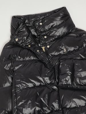 3. Plumífero para niña de nailon brillante Negro