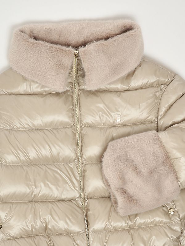 3. Piumino bambina in nylon e pelliccia sintetica Chantilly Herno pi000183g12017z