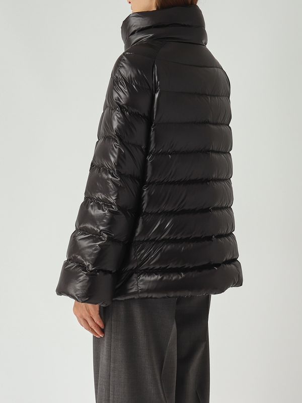 4. Daunenjacke für Damen aus daunendichtem Nylon Schwarz Fay naw32513260ici