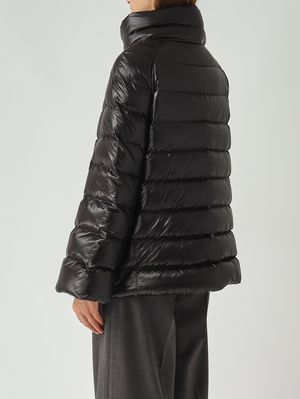 4. Daunenjacke für Damen aus daunendichtem Nylon Schwarz