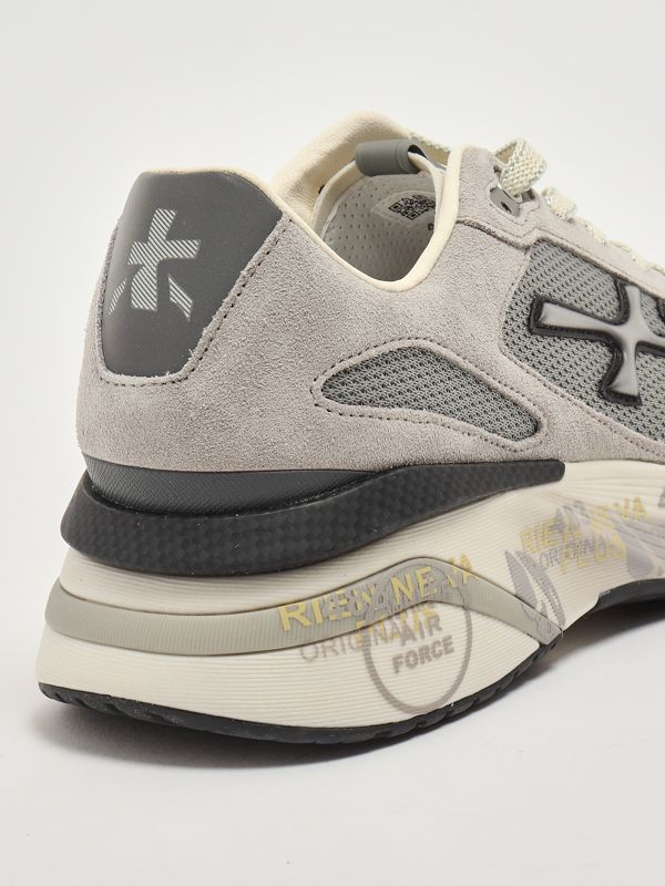 5. Moerun 7304 men's sneakers in leather and mesh Light Gray Premiata moe07304