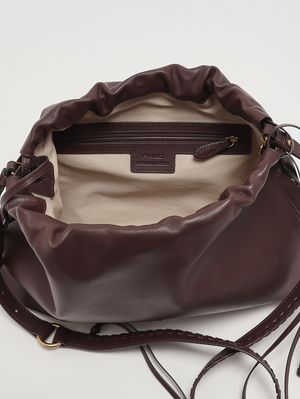 7. Bolso clutch de piel para mujer Caoba