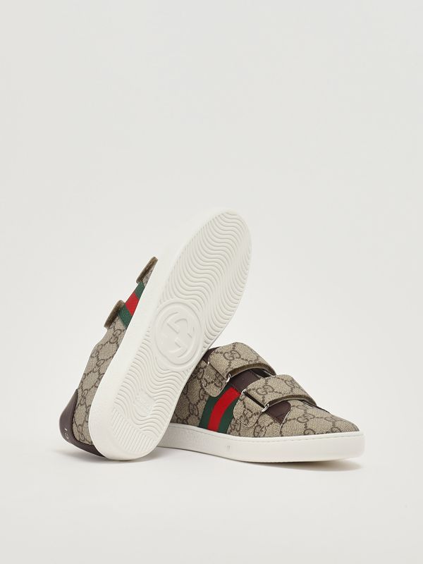 4. Zapatillas para niño con logotipo por toda la superficie Beige Gucci 463091facyf