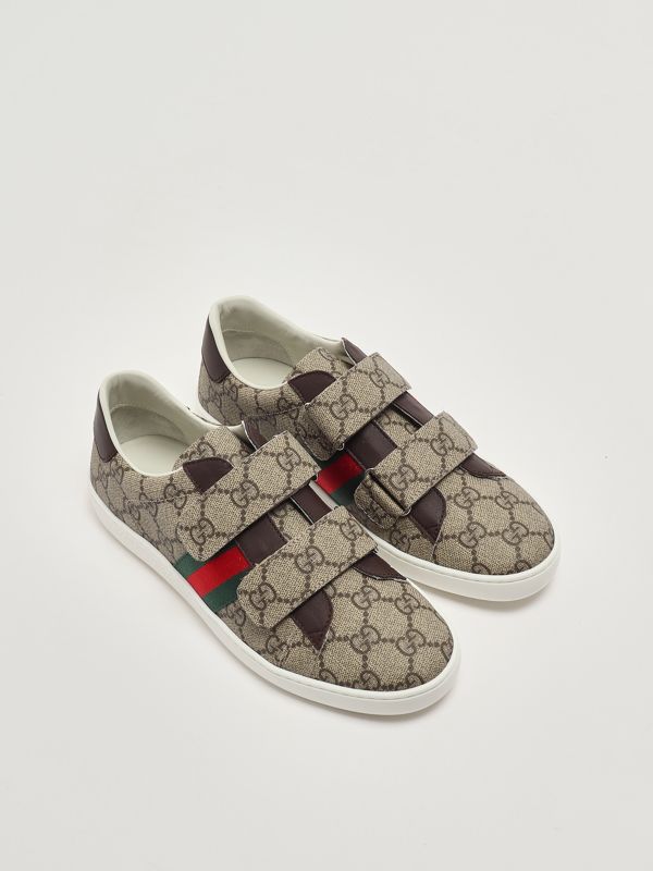 2. Zapatillas para niño con logotipo por toda la superficie Beige Gucci 463091facyf