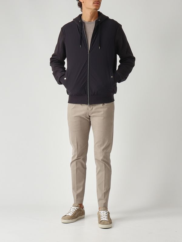 2. Chaqueta de hombre en jersey de algodón y nailon Azul marino Herno jc00021ur56020