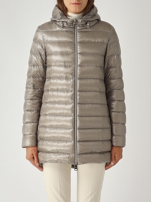 1. Damen-A-Form Resort Steppjacke aus ultraleichtem Nylon Perla Grau Herno pi00133dr12017z