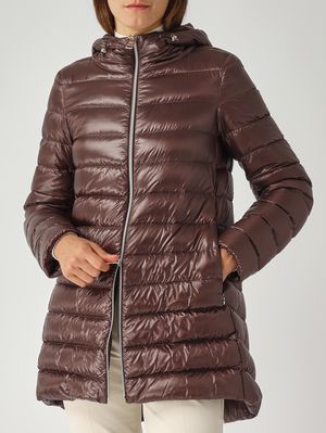 5. Damen-A-Form Resort Steppjacke aus ultraleichtem Nylon Zartbitterschokolade