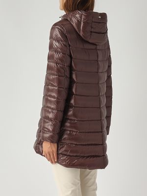 4. Damen-A-Form Resort Steppjacke aus ultraleichtem Nylon Zartbitterschokolade