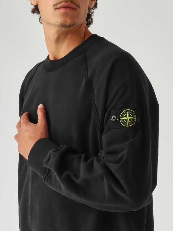 5. Sudadera de hombre de algodón orgánico afelpado Negro Stone Island k2s156100022s0a20