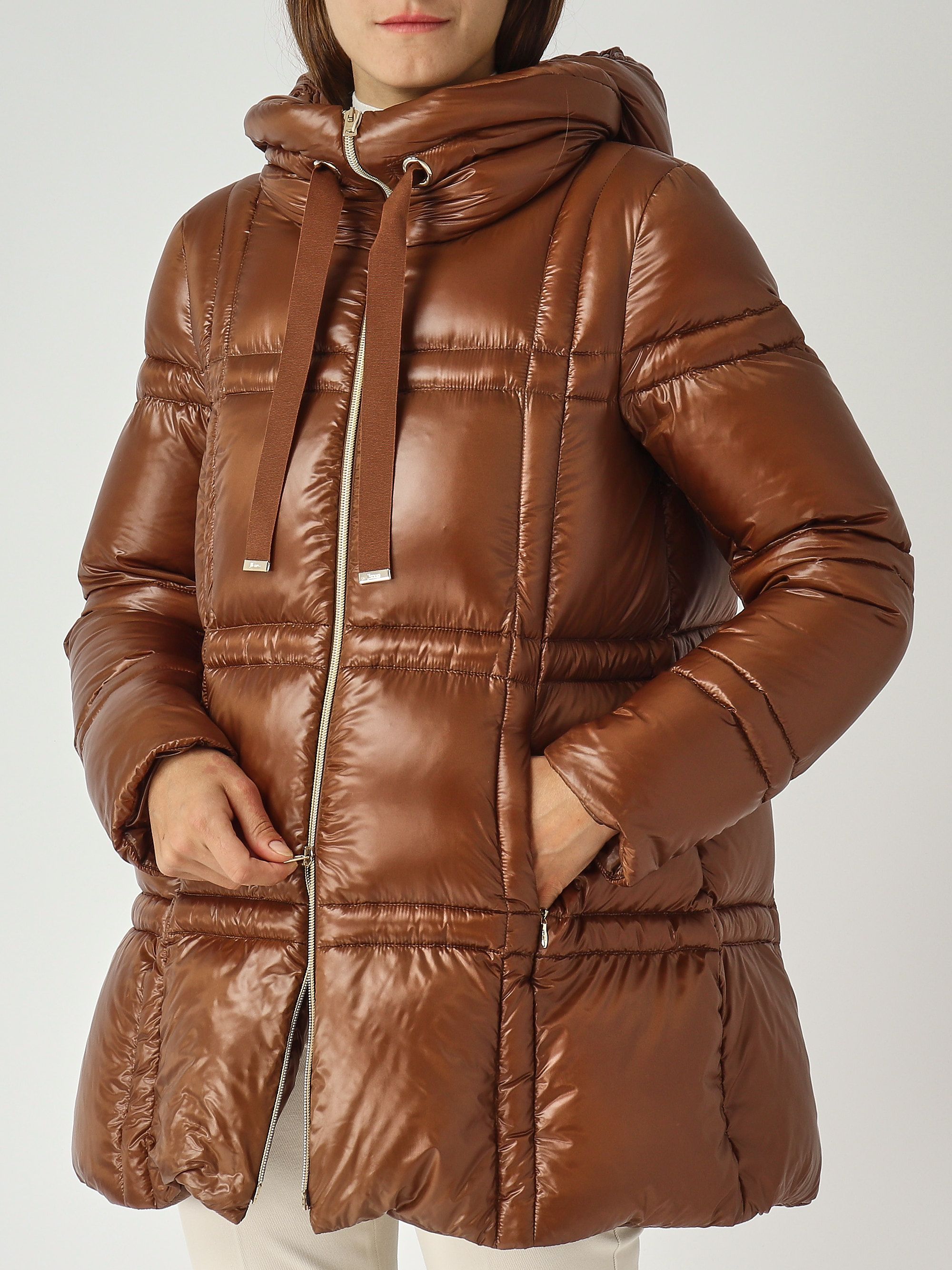 Women's A-Shape Ultralight Nylon Down Jacket pi002111d12017z