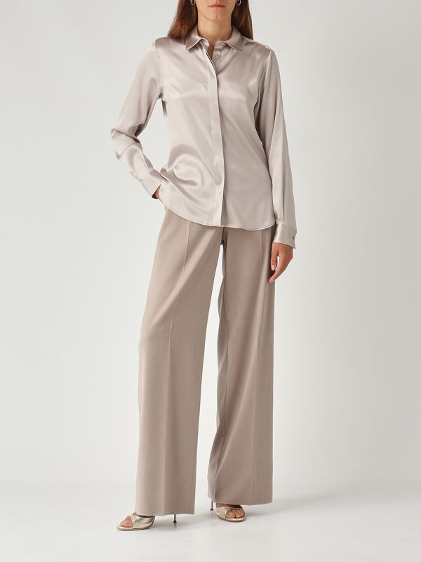 2. Camisa de mujer Andra de seda elástica Gris Perla Tagliatore andra270007