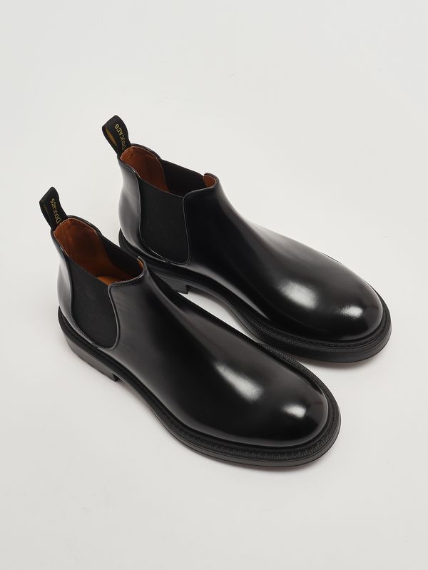 2. Beatles Horse brushed leather ankle boots for men Black Doucal's du1329henruf007
