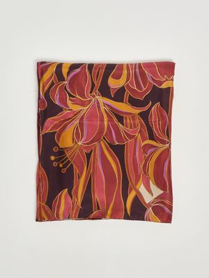 1. Damenfoulard aus Seiden-Woll-Mix Bordeaux