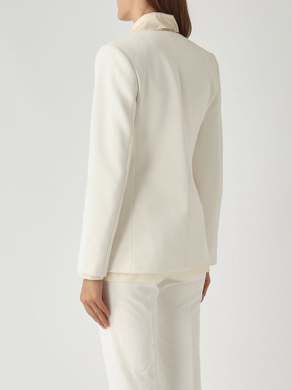 4. Blazer de mujer Beauty en tejido cady elástico Marfil Nenette beauty