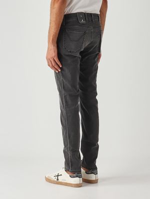3. Jeans de hombre James skinny fit en denim de algodón elástico Tri Blend Denim Negro