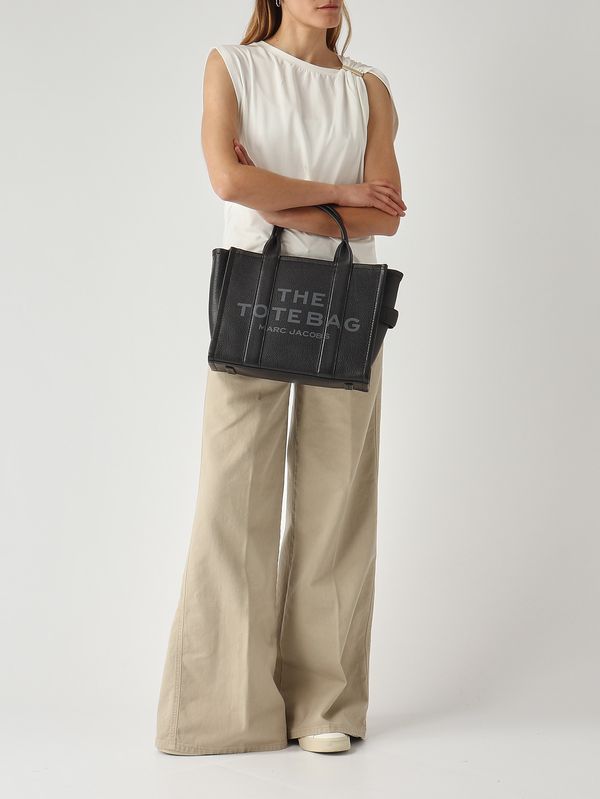 Marc Jacobs Women's The Medium Tote bag in full-grain leather
