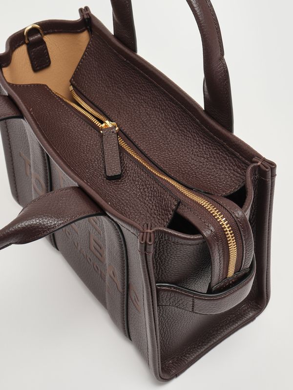 6. Sac The Tote Bag Small en cuir grainé pour femme Ganache Marc Jacobs h009l01sp21