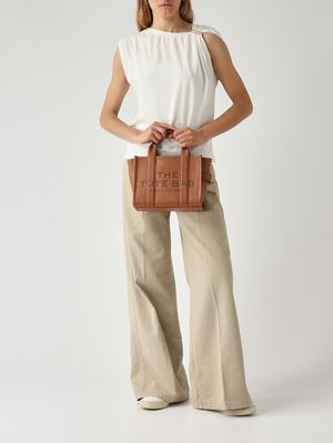 2. Sac The Tote Bag Small en cuir grainé pour femme Huile d'argan