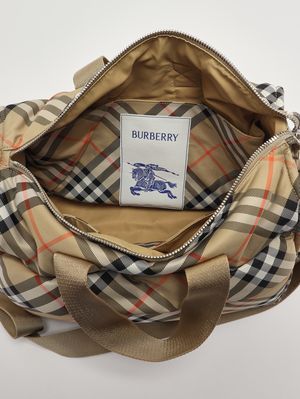 5. Wickeltasche im Bowling-Stil aus Nylon Beige kariert