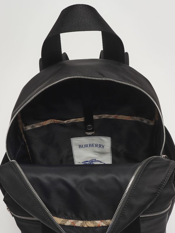 5. Mochila cambiador de nailon Negro Burberry 8117548