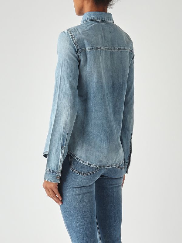 4. Camisa de mujer De Eazy en denim de algodón Denim Claro Diesel a158080irab