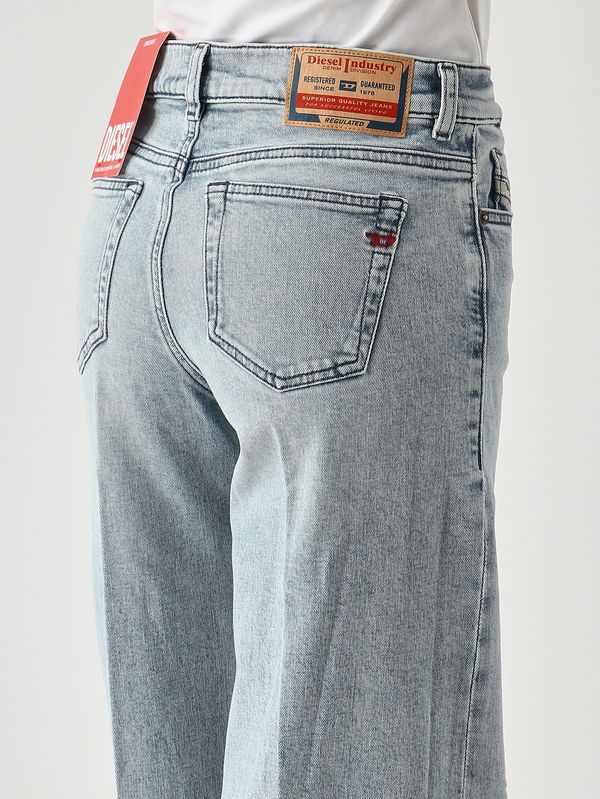 5. Women's 1978 D-Akemi L.30 jeans in stretch cotton denim Light Denim Diesel a036250adbj