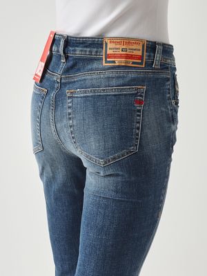 5. Women's 1969 D Ebbey L.32 jeans in stretch cotton Medium Denim