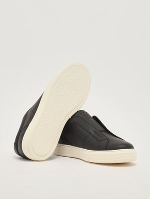 4. Zapatillas de hombre H-TV de piel Negro