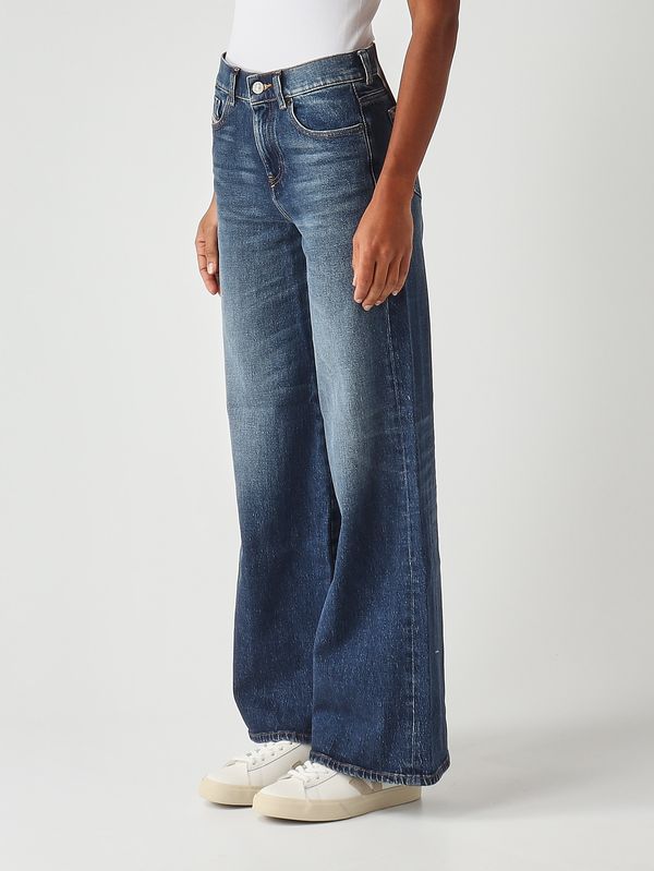 3. Women's 1978 D-Akemi L.30 jeans in stretch cotton Dark Denim Diesel a0362509n92