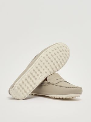 4. Women's leather Gommino loafer Mastic