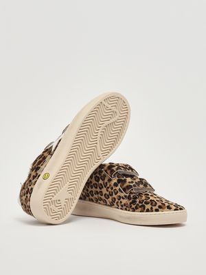 4. Zapatillas para niña Ball Star Strap de piel Animal print Leo