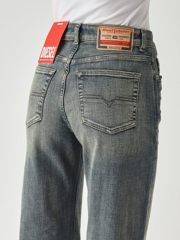 5. Jeans de mujer 1971 D-Sent de algodón elástico Denim medio Diesel a1987109n32
