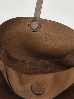 5. Women's Pony suede bag Tobacco