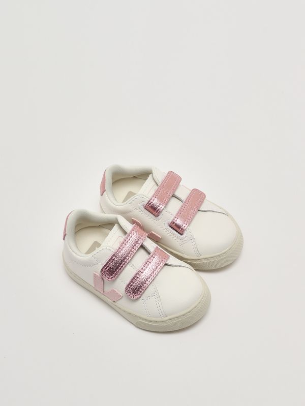 2. Girls' Esplar sneakers in chromefree leather White-Pink Veja sv0520604c