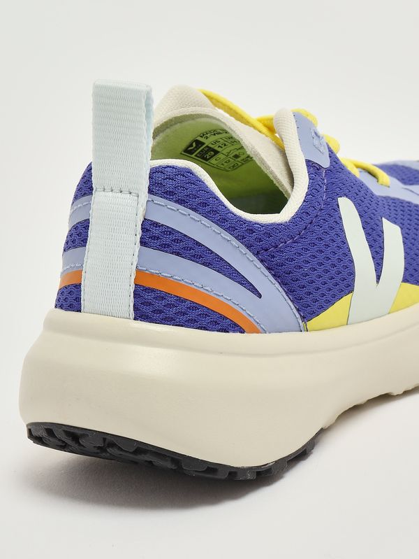 5. Boys' Canary mesh sneakers Azure-Sky Blue Veja yl1821531c