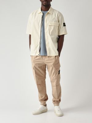 2. Camisa de hombre en sarga elástica de algodón orgánico Marfil