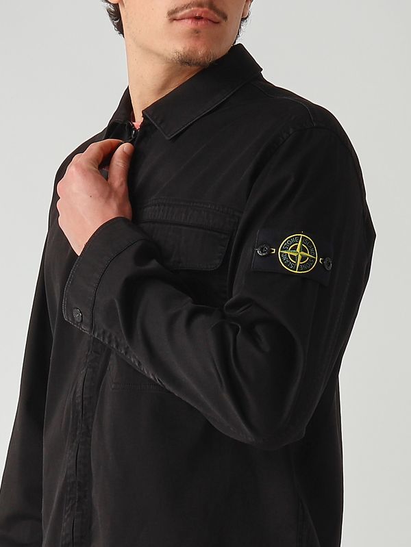 5. Overshirt uomo in raso di cotone biologico stretch Nero Stone Island l1s151200015s0012