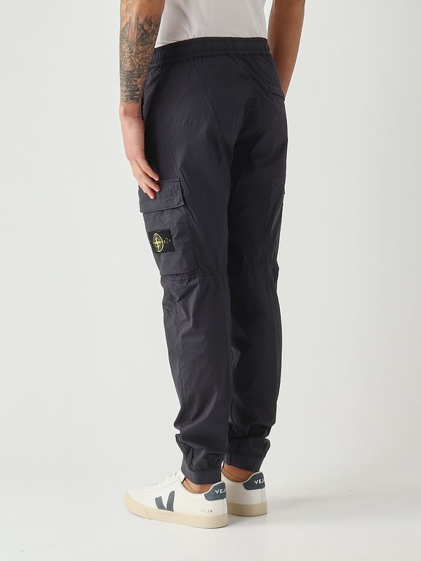 4. Men's cargo trousers in stretch cotton canvas Navy Stone Island l1s153100031s0003
