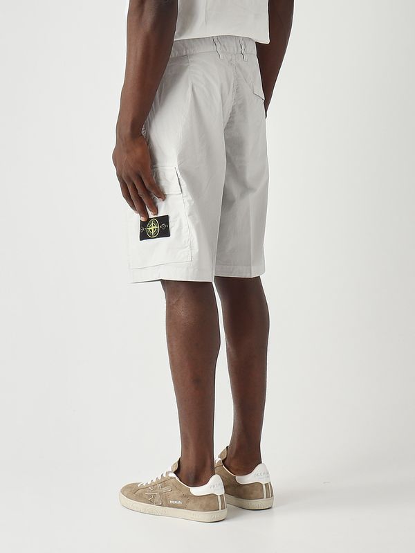 4. Bermuda uomo in tela di cotone stretch Cielo Stone Island l1s15l100020s0003