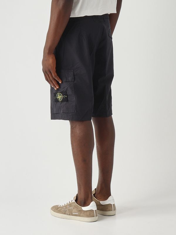 4. Bermuda uomo in tela di cotone stretch Navy Stone Island l1s15l100020s0003