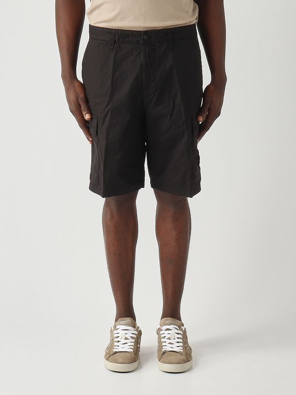1. Bermuda uomo in tela di cotone stretch Nero Stone Island l1s15l100020s0003